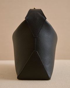 Mason 24 in Tumbled Grain Black