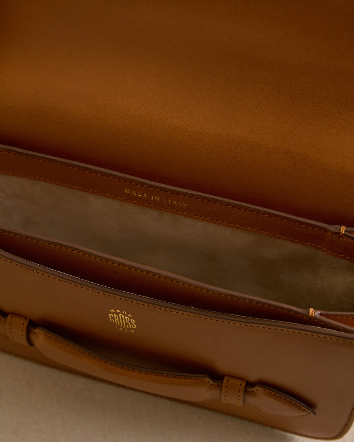 Romy Clutch in Vacchetta Luggage