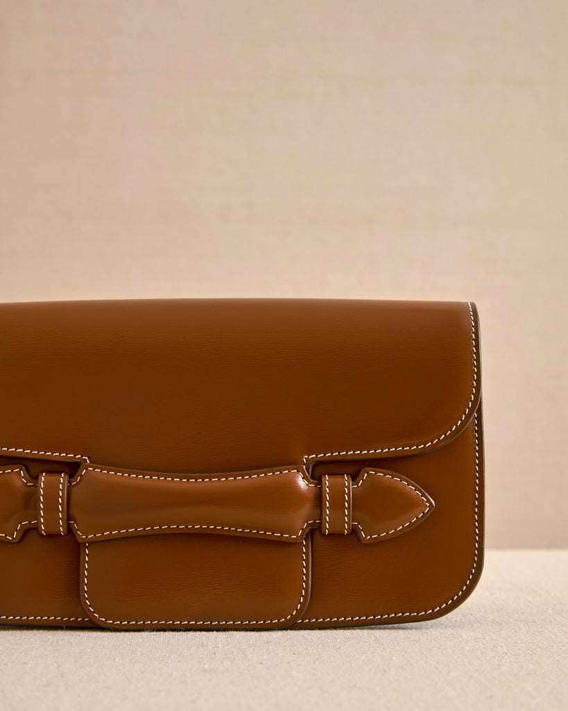 Romy Clutch in Acorn