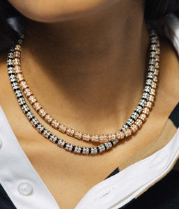 Manon Slider Necklace in Coral