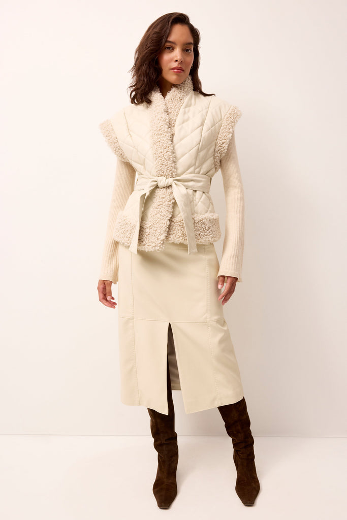 Beatrice Vest in Polar