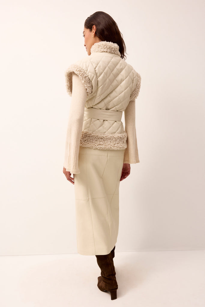 Beatrice Vest in Polar