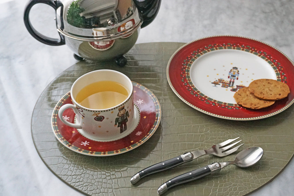 Prouna Nutcracker Lifestyle Photo Tea Cup & Saucer Cut