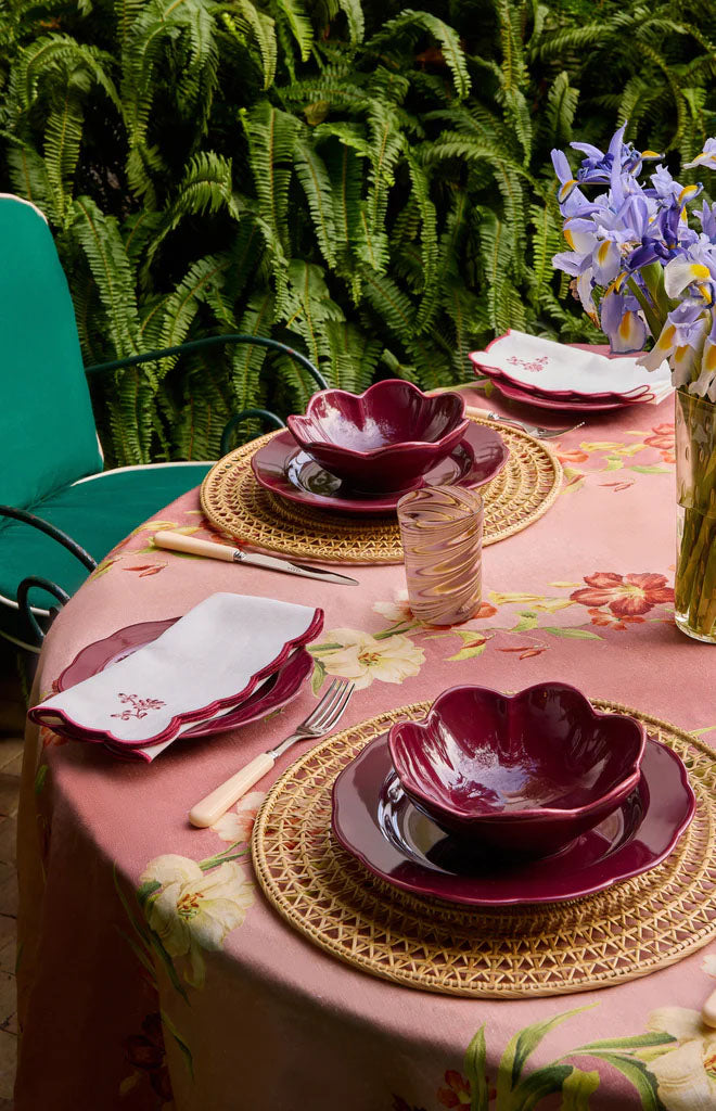 Fiore Dessert Plate in Burgundy