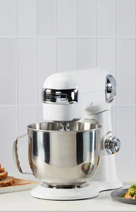 5.5-Quart Stand Mixer in White Linen