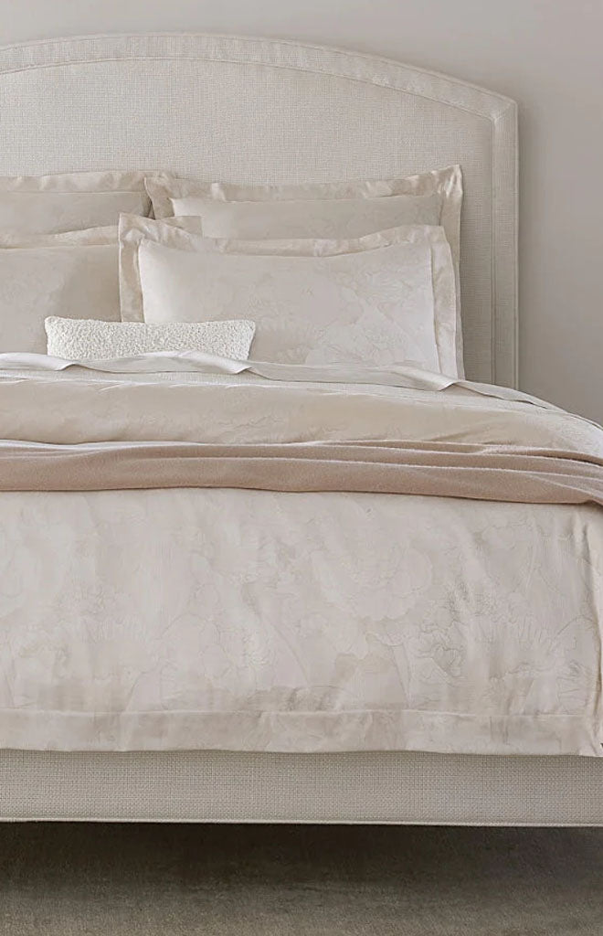 Adrina Duvet Cover in Cameo