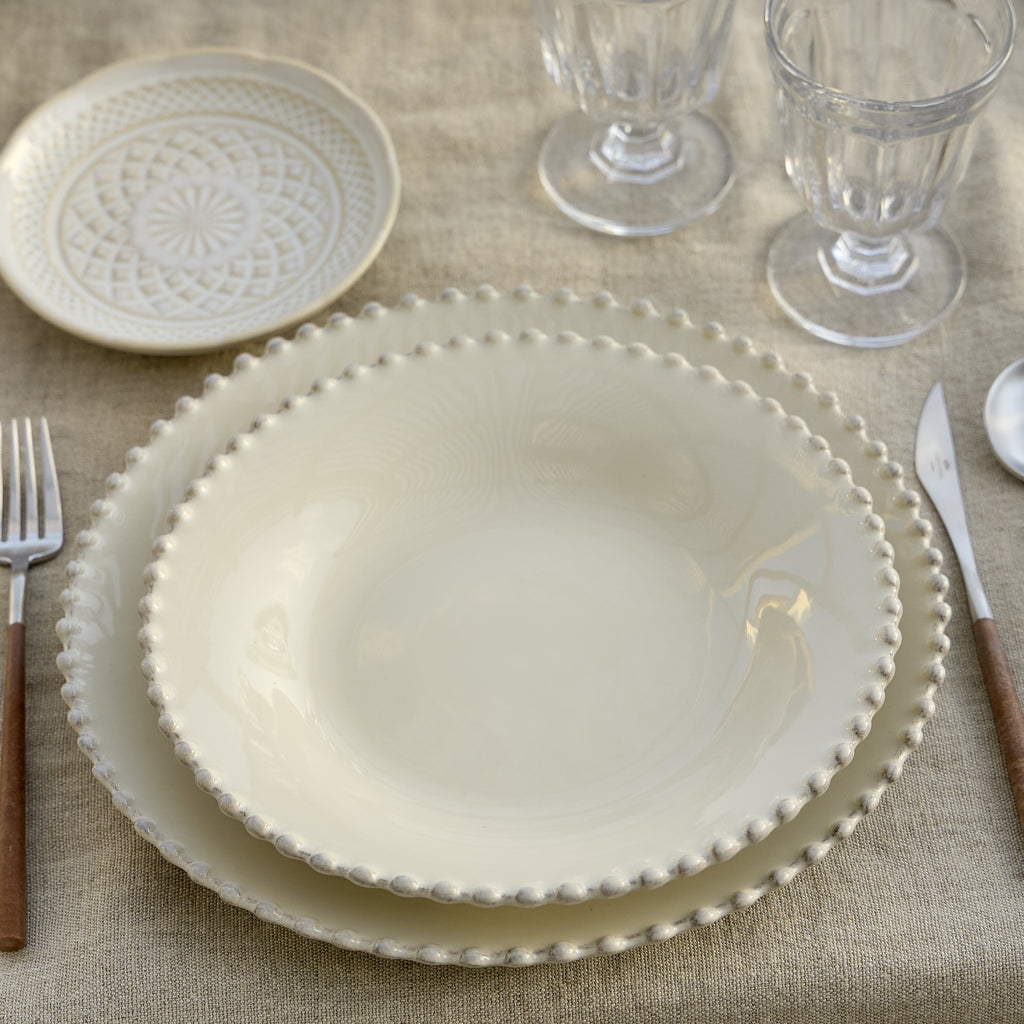 Pearl Collection Pasta Plates in Cream, Set of 6
