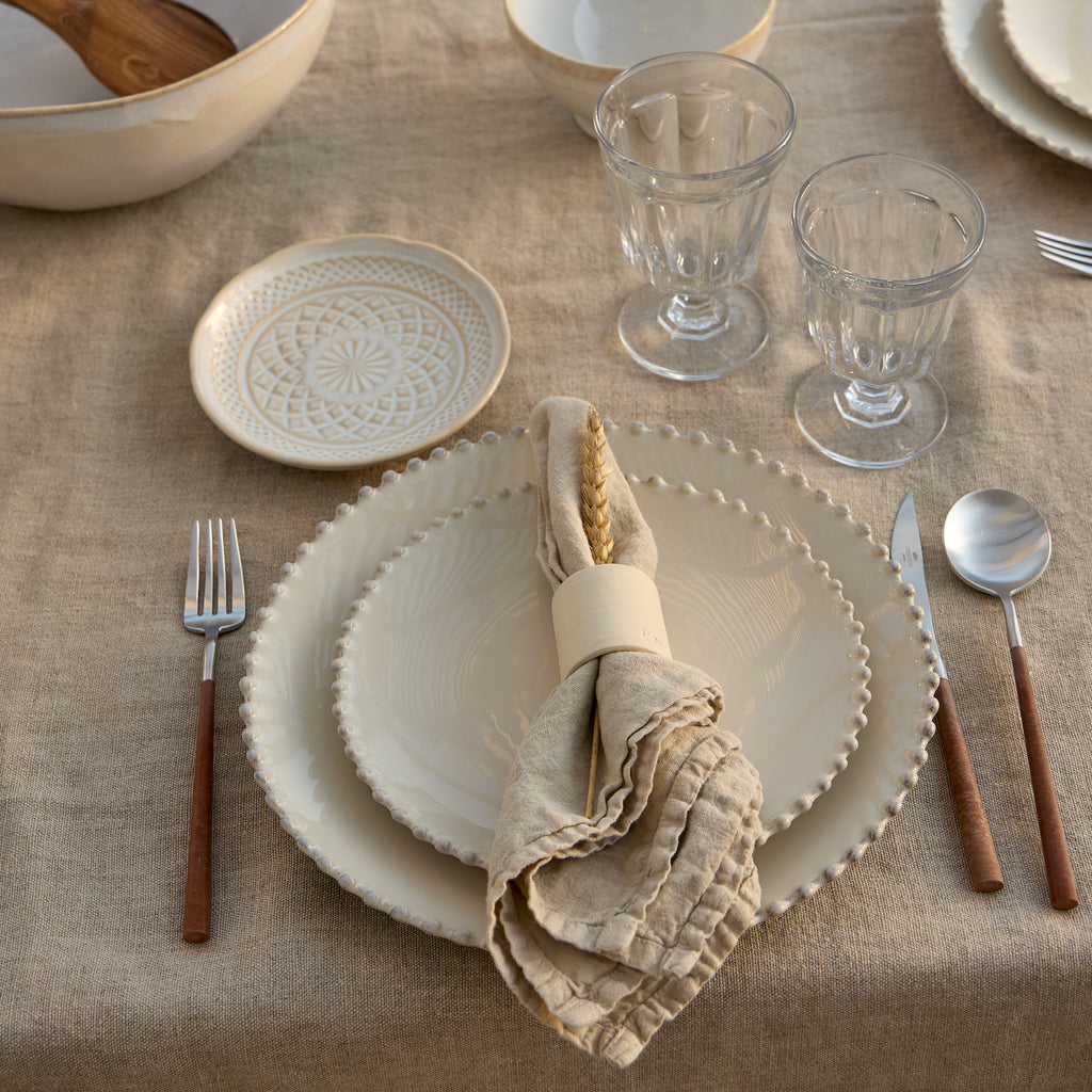 Pearl Collection Dinner Plates in Cream, Set of 6