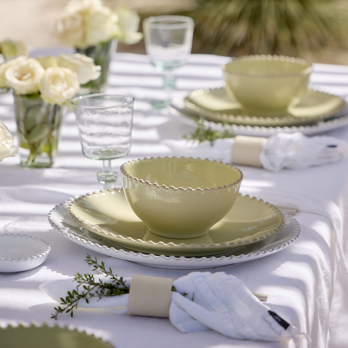 Pearl Collection Cereal Bowls in Lilly Green, Set of 6