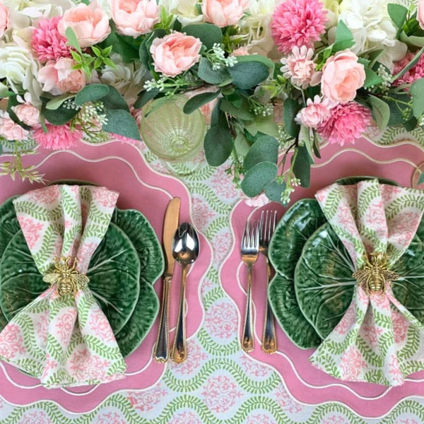 Garden Vines Tablecloth in Pink