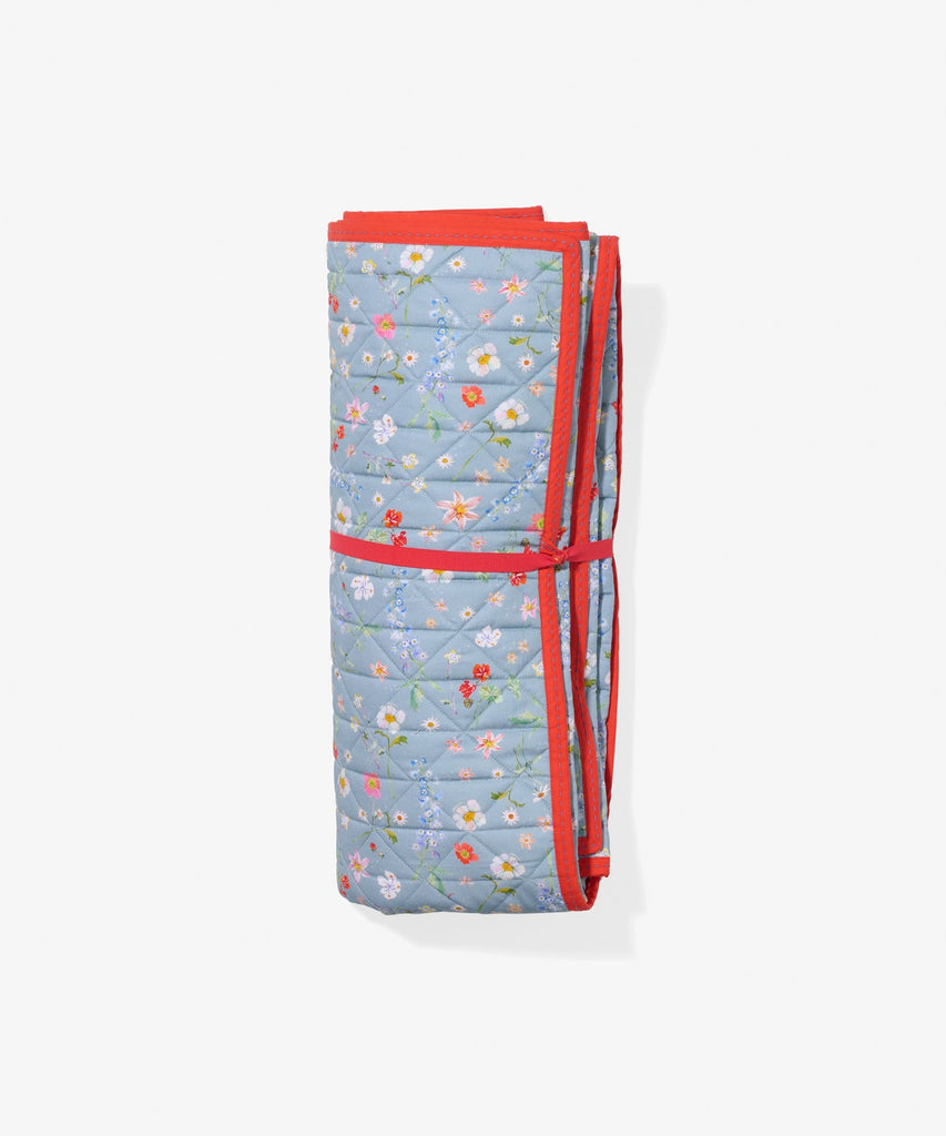 Play Quilt in Light Floral