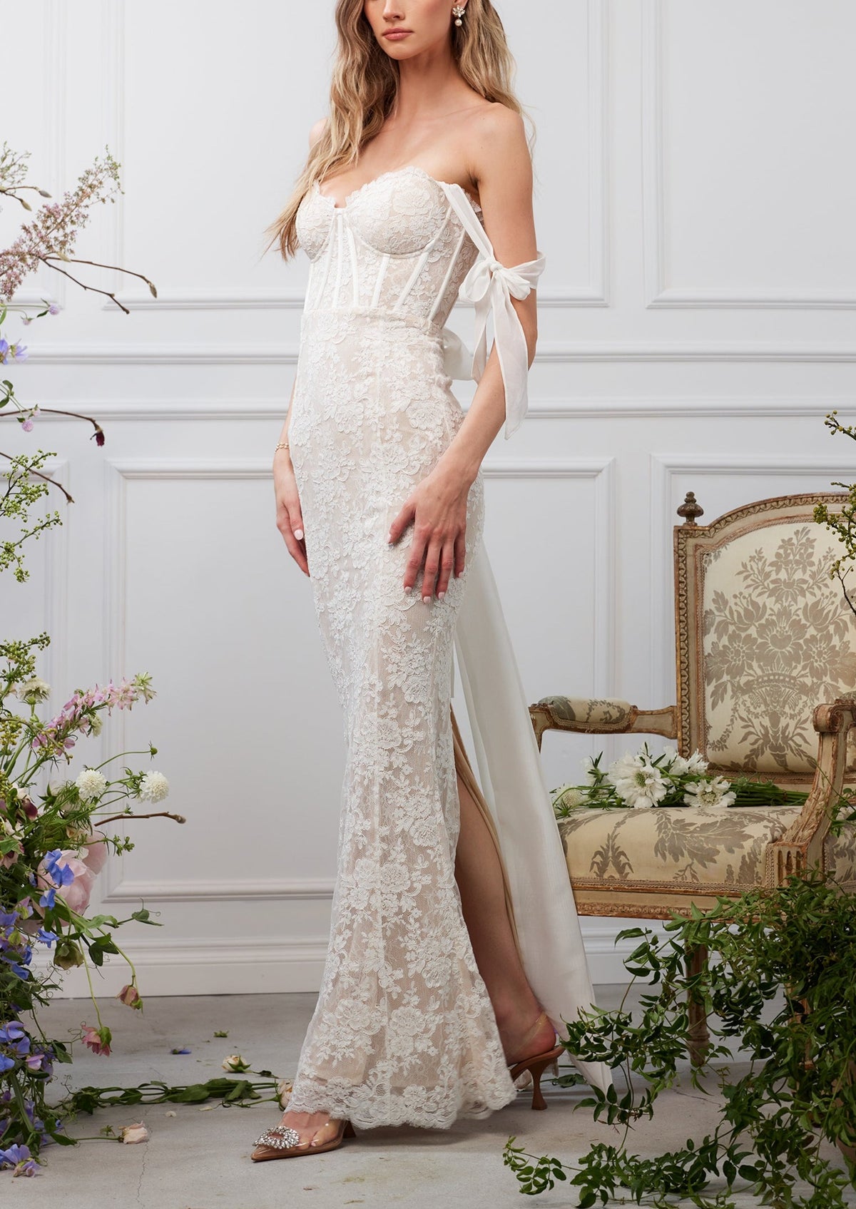 The Romanza Dress in White Chantilly Lace