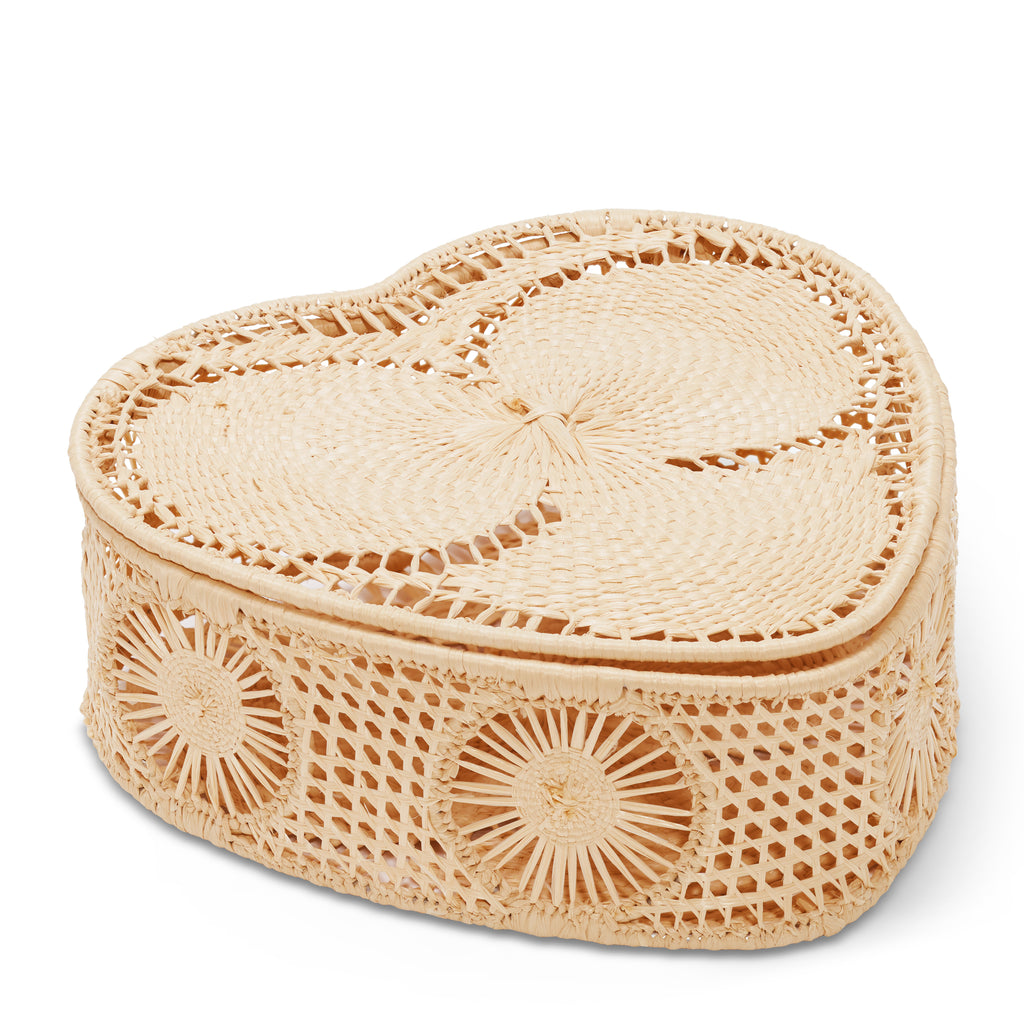 Raffia Heart Box with Lid