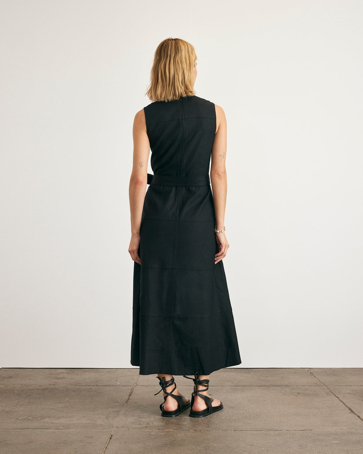 Reinella Dress in Black