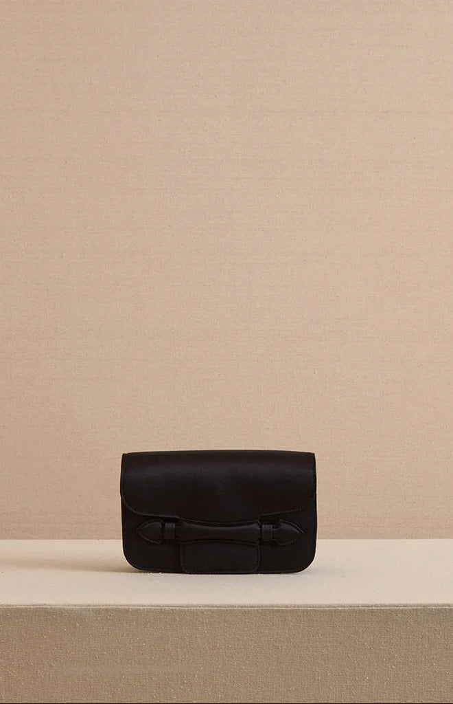 Romy Clutch in Satin Black