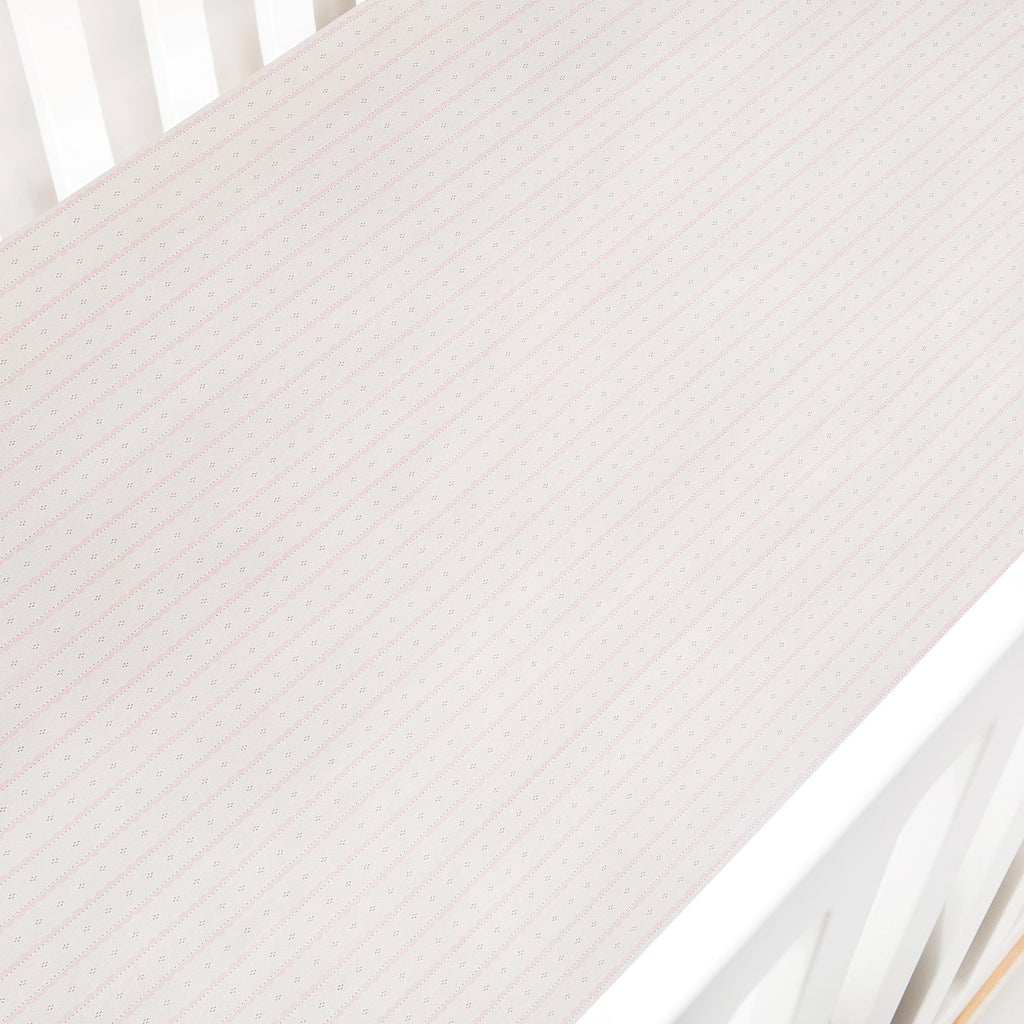 Petal Scallops Crib Sheet in Pink
