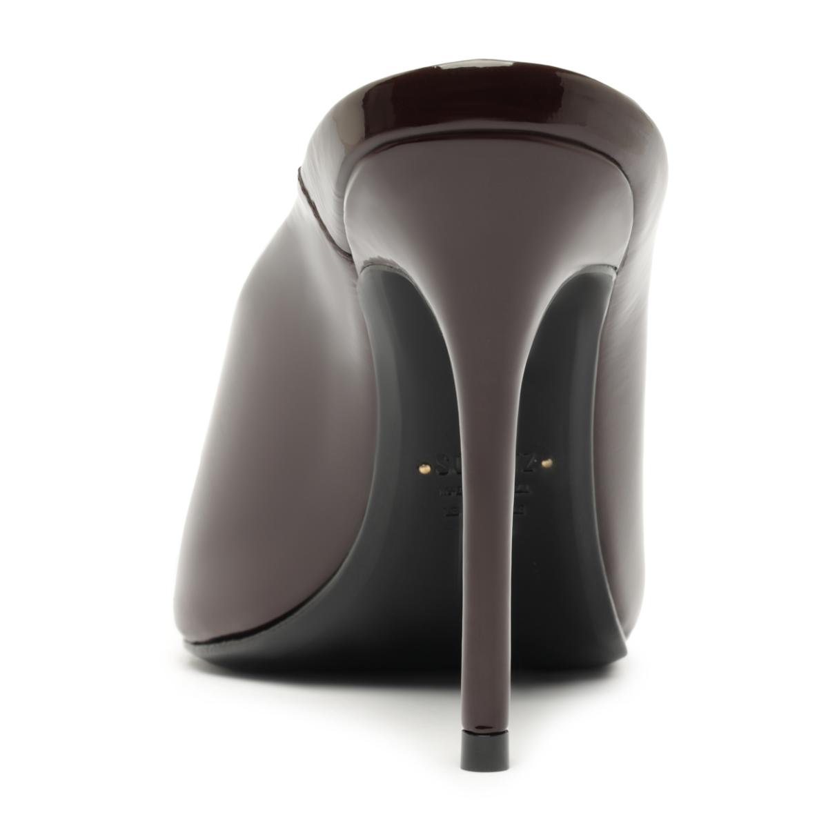 Loren Patent Pump in Maplewood