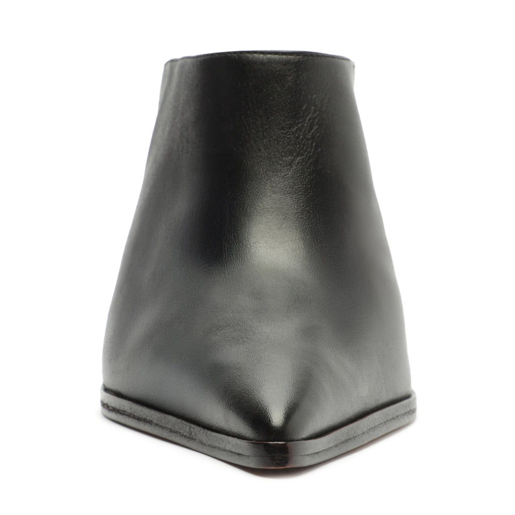Mikki Mule Leather Pump in Black