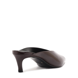 Loren Mid Patent Pump in Maplewood