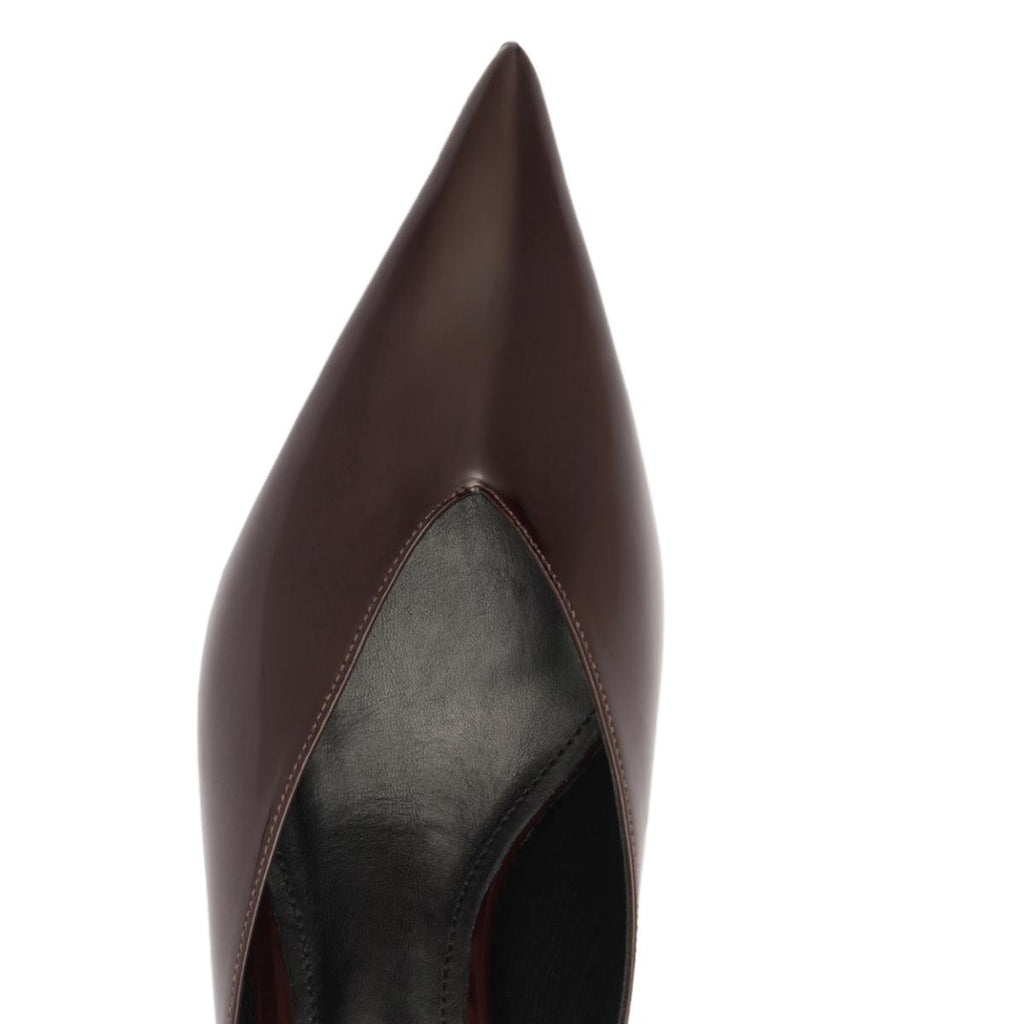 Loren Mid Patent Pump in Maplewood