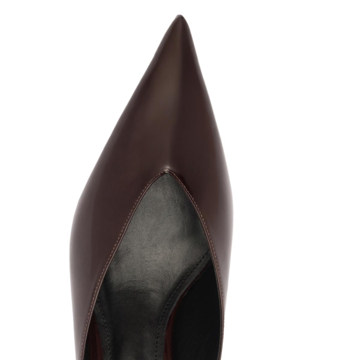 Loren Mid Patent Pump in Maplewood
