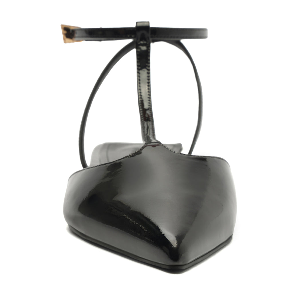 Allure T Patent Flat in Black