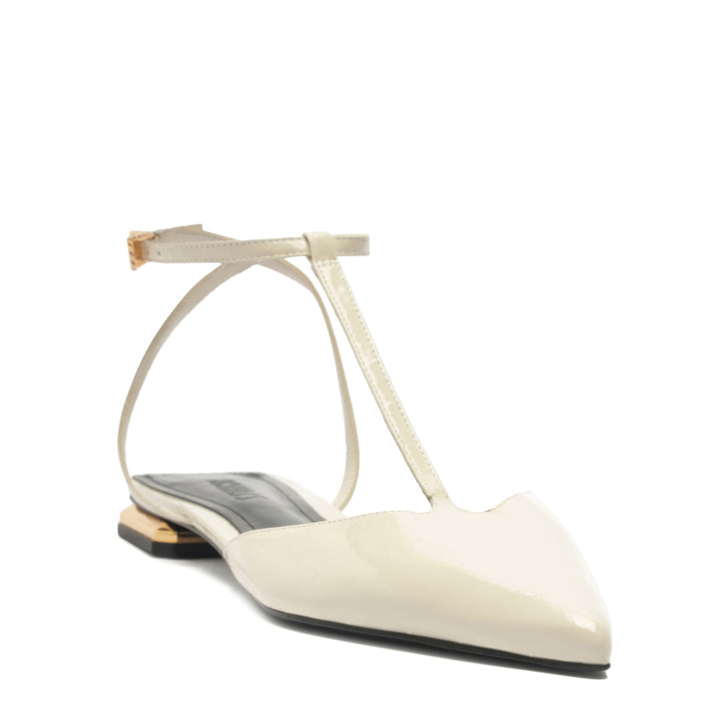 Allure T Patent Flat in Sugar White