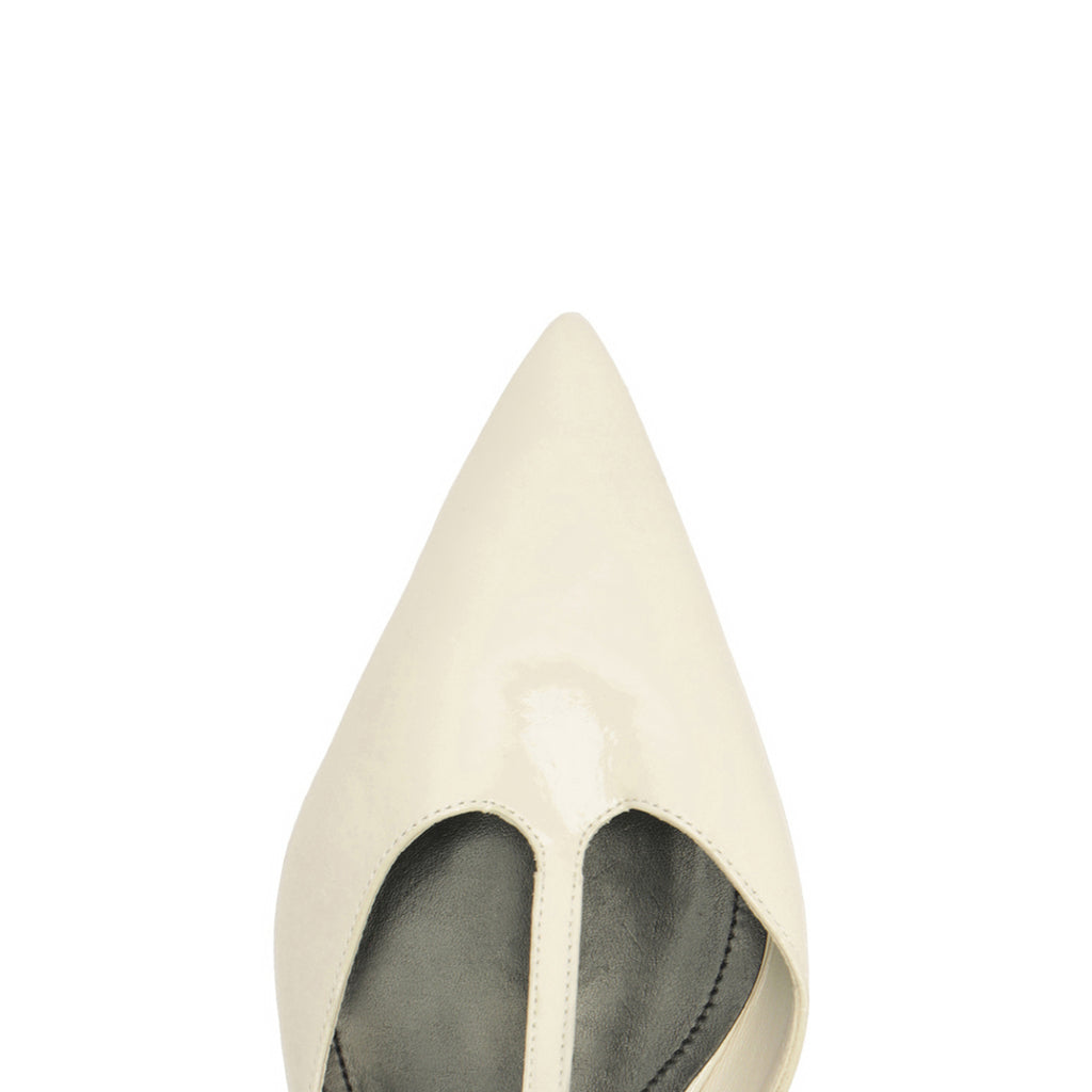 Allure T Patent Flat in Sugar White