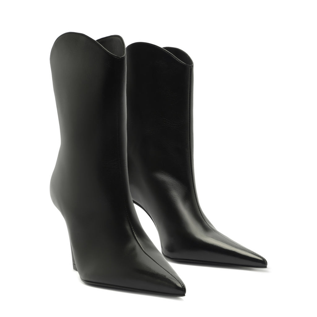 Maryann Curve Leather Bootie in Black