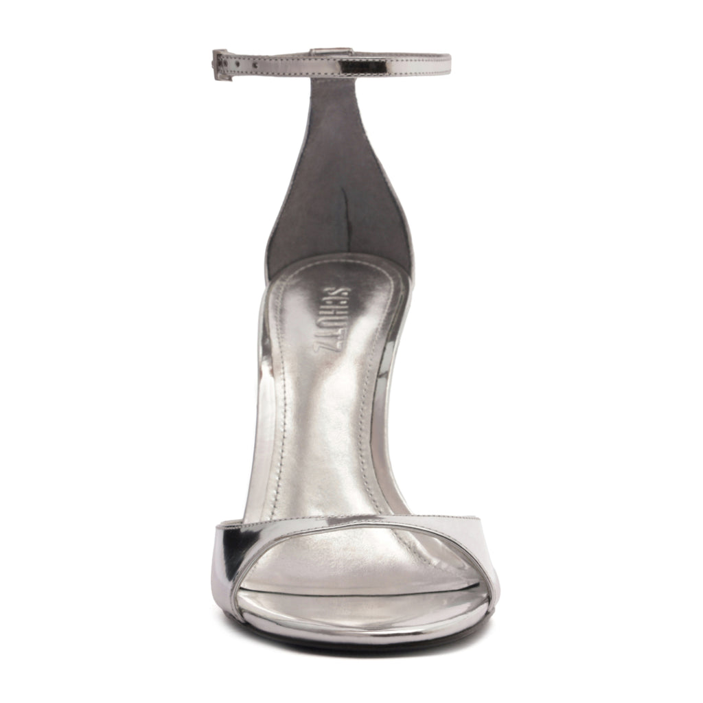 Scarlett Metallic Sandal in Prata