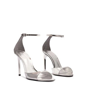 Scarlett Metallic Sandal in Prata
