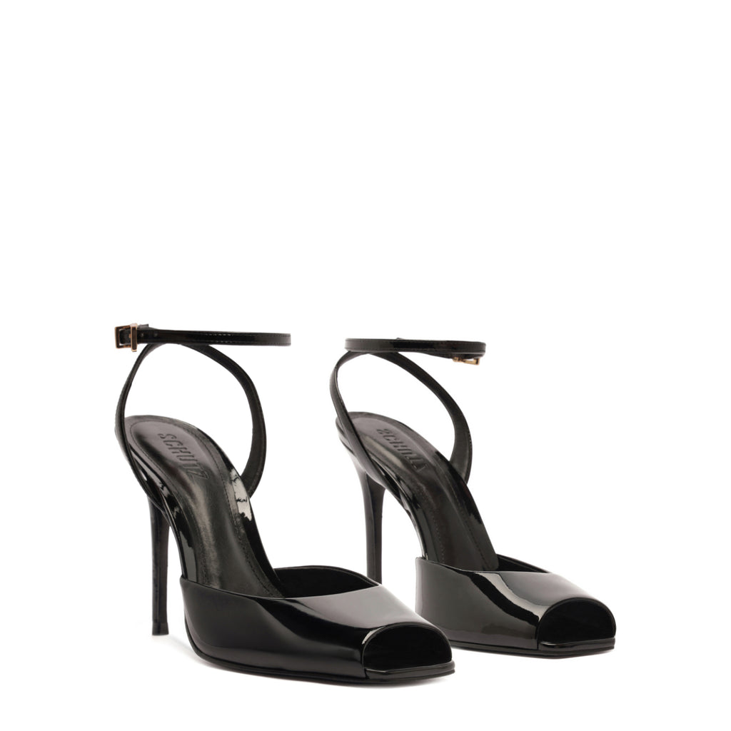 Estella Patent Pump in Black