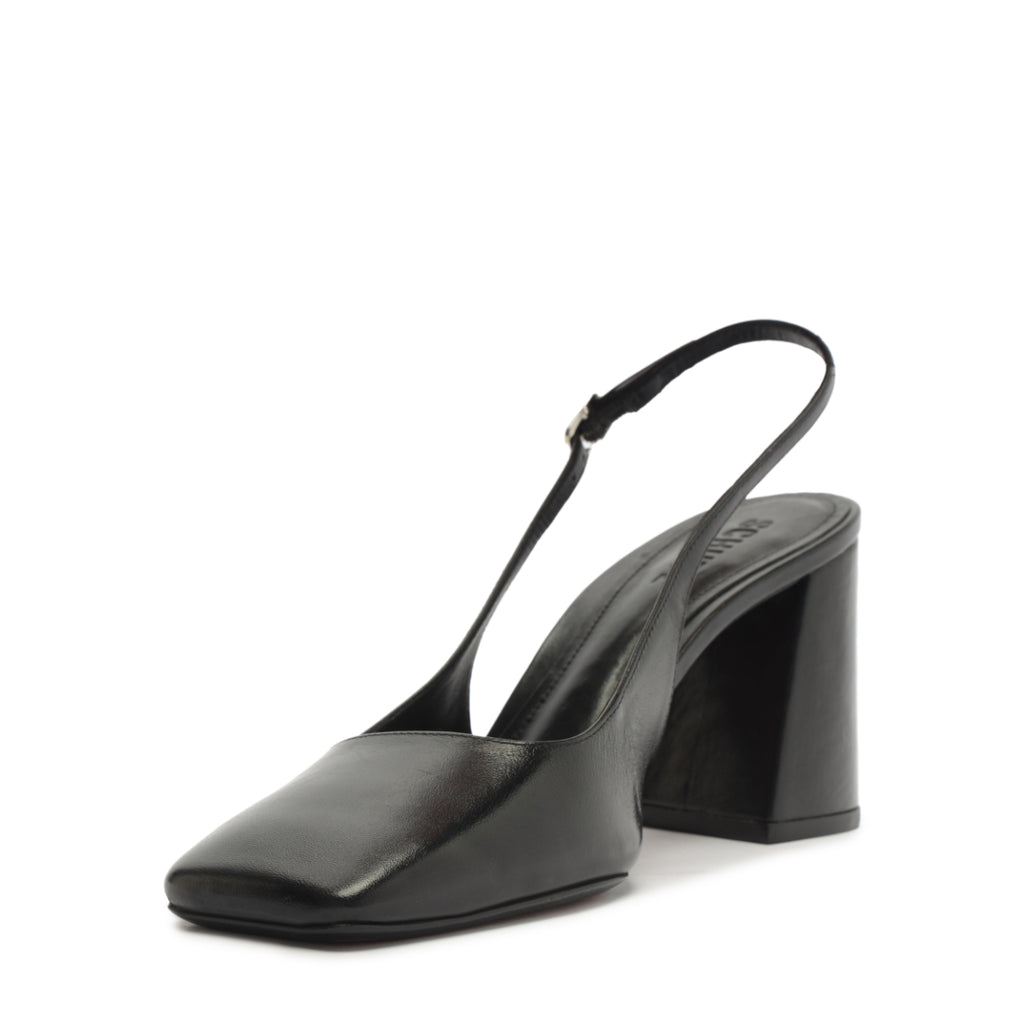 Leia Block Leather Pump in Black