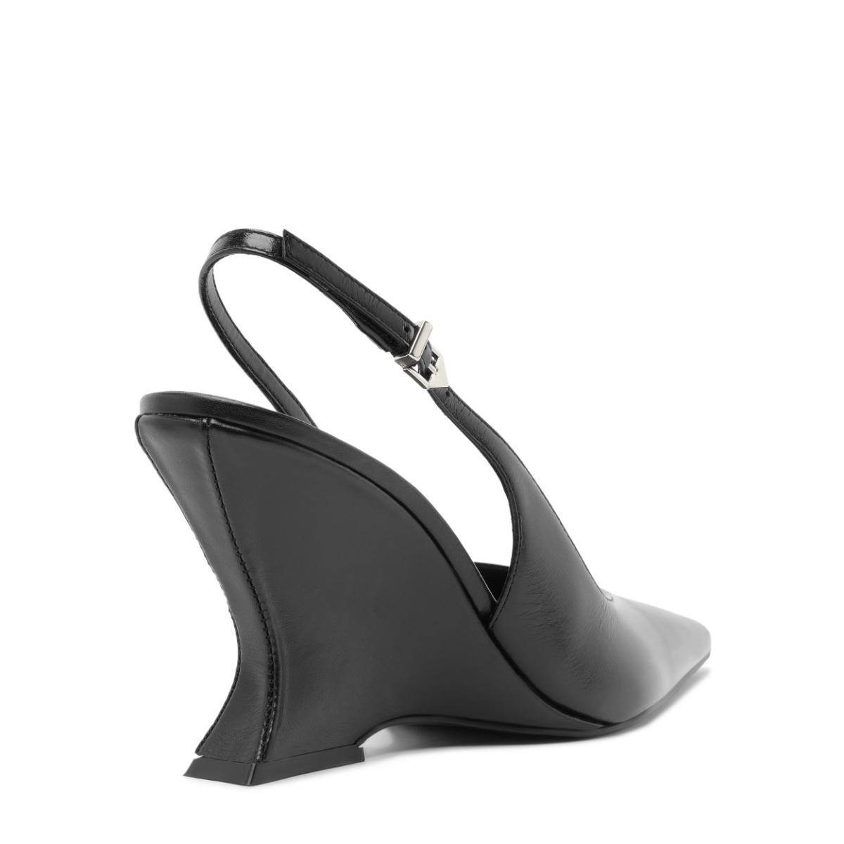 Siena Buckle Pump in Black