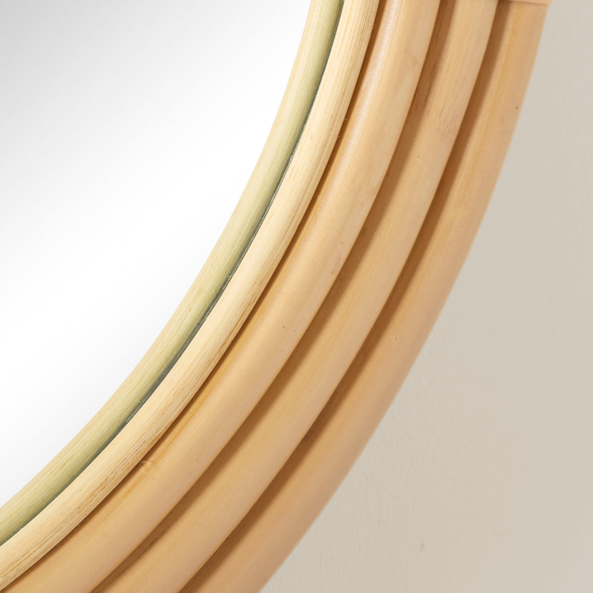 Pelicano Small Round Mirror