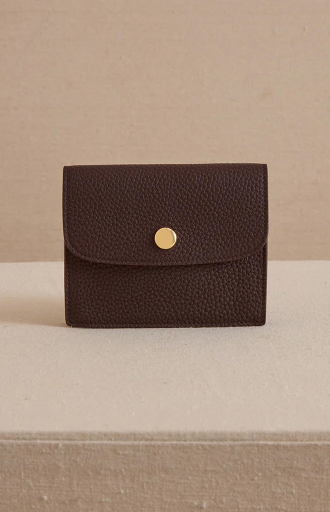 Skip 13 in Tumbled Grain Chocolate