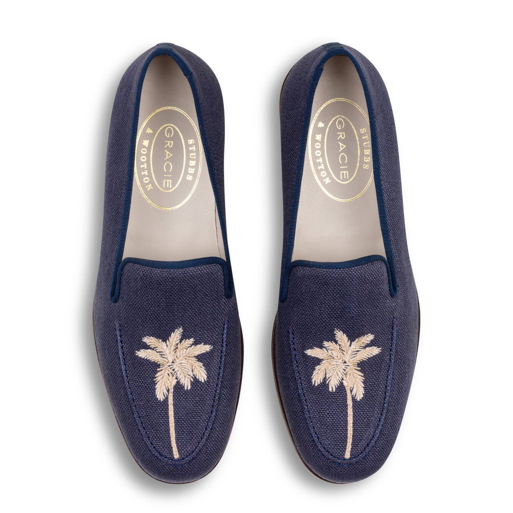 Our palm navy venetian on a white background.