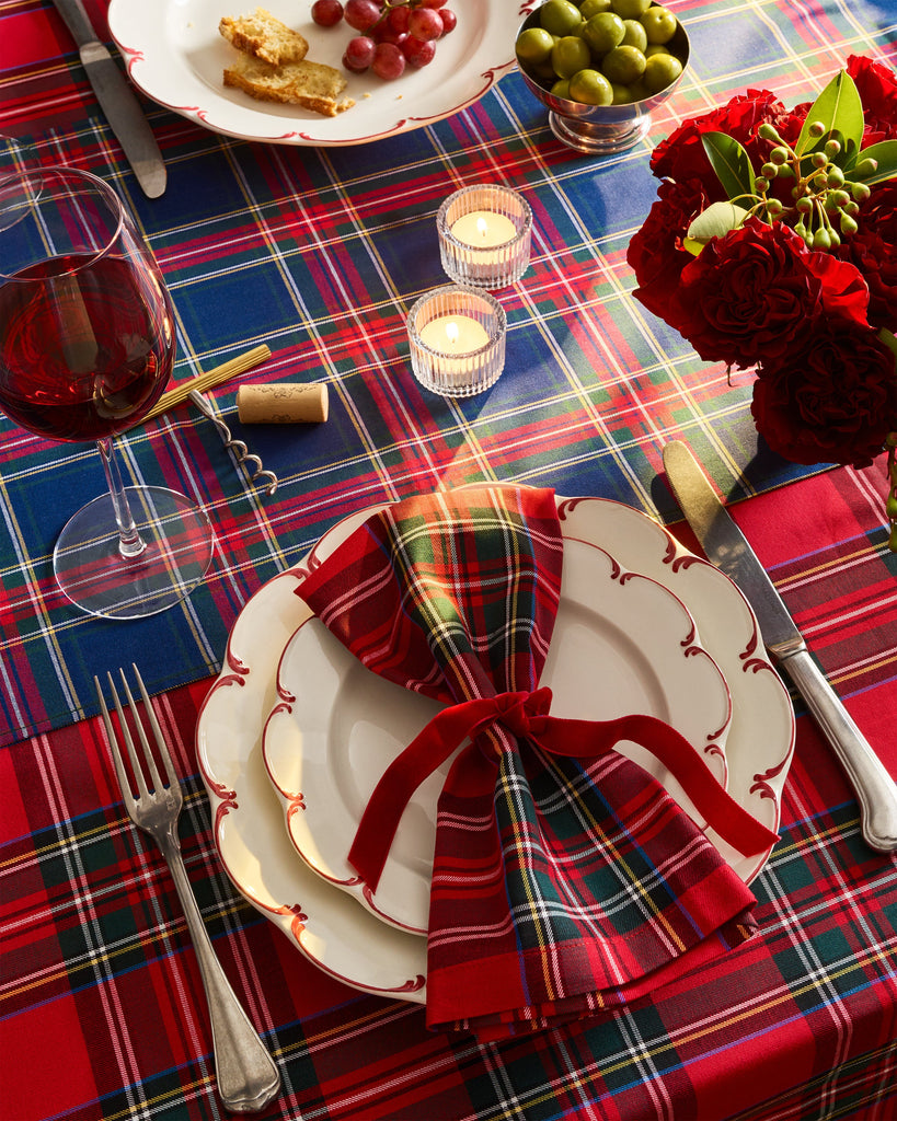Signature Twill Table Linen Set in Tartan