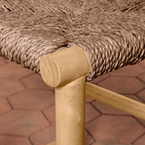 corner peg of counter stool