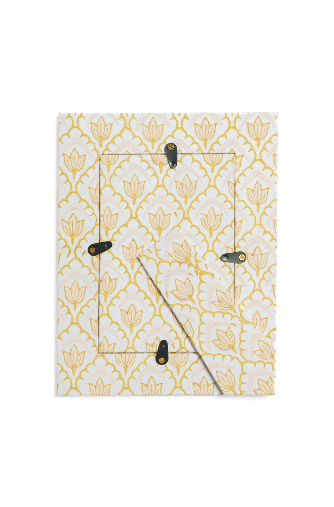 Blockprint Tulip Picture Frame 4x6 in Desert Sand
