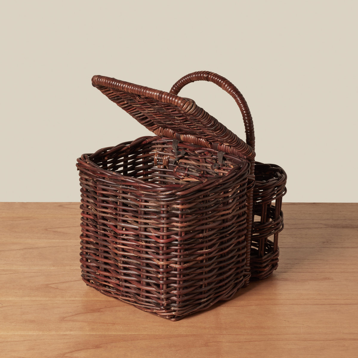 picnic basket with open lid