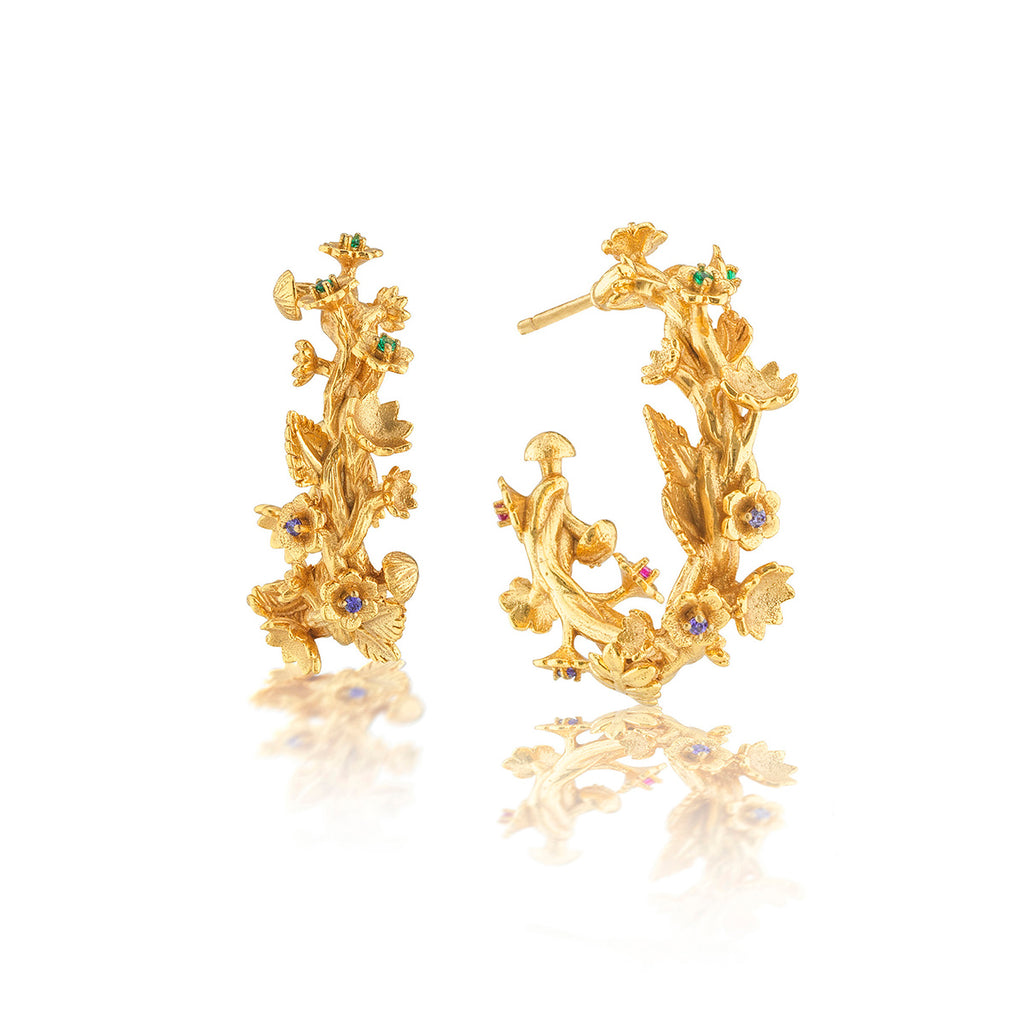 Meadow Small Hoop Earrings in Gold