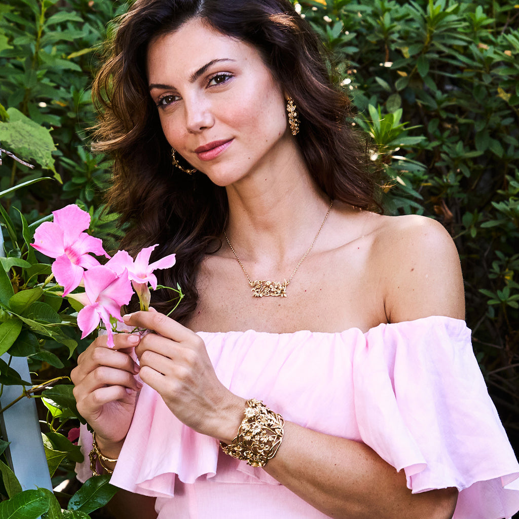 Meadow Cluster Necklace in Gold