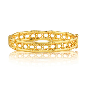 Veranda Caning Hinged Bangle in Gold