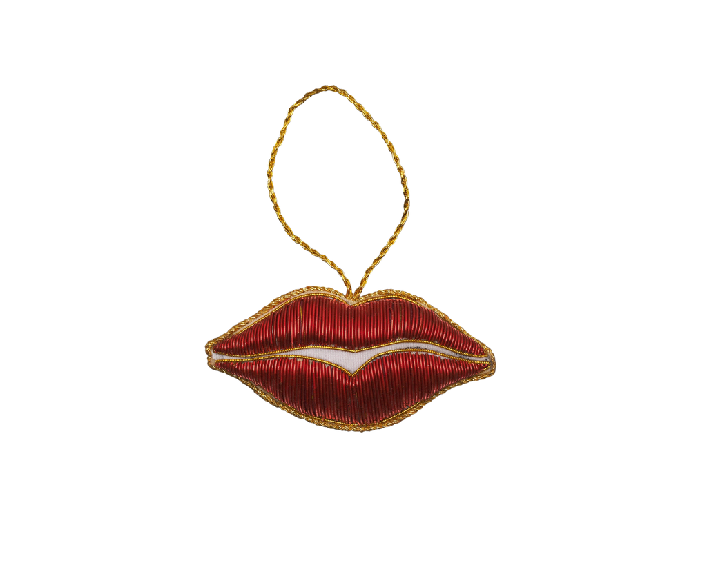 Kiss Ornament