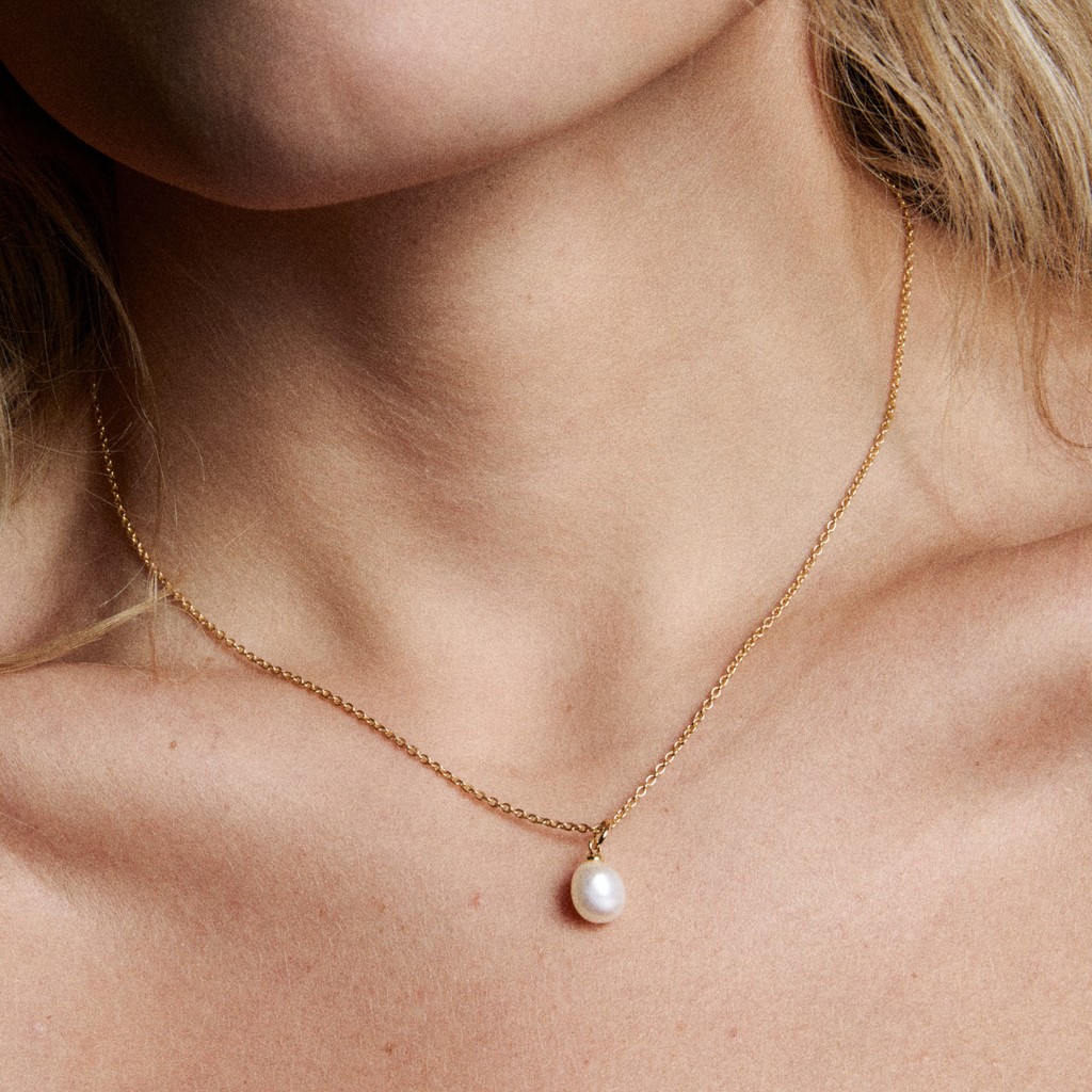 The Dainty Necklace with Cloud Pearl