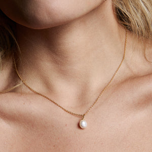 The Dainty Necklace with Cloud Pearl