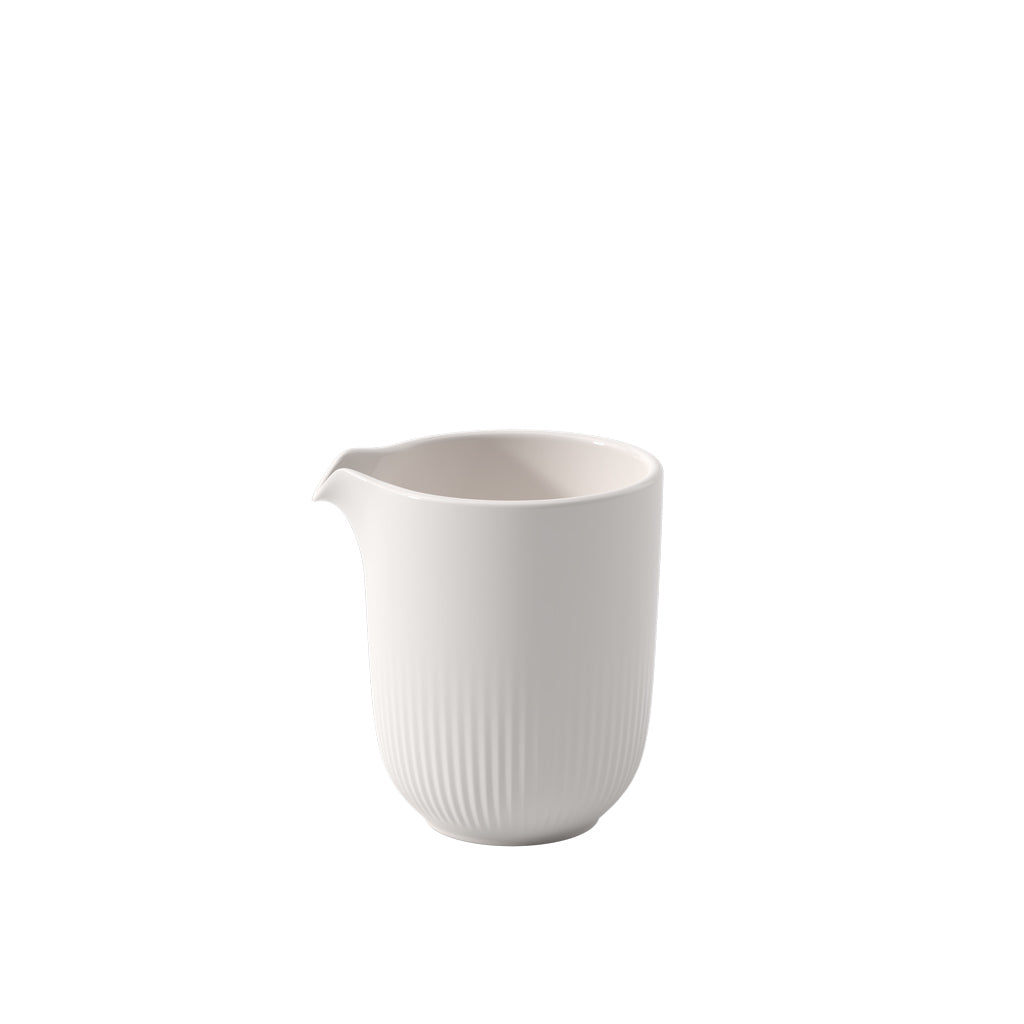 Afina Creamer in White