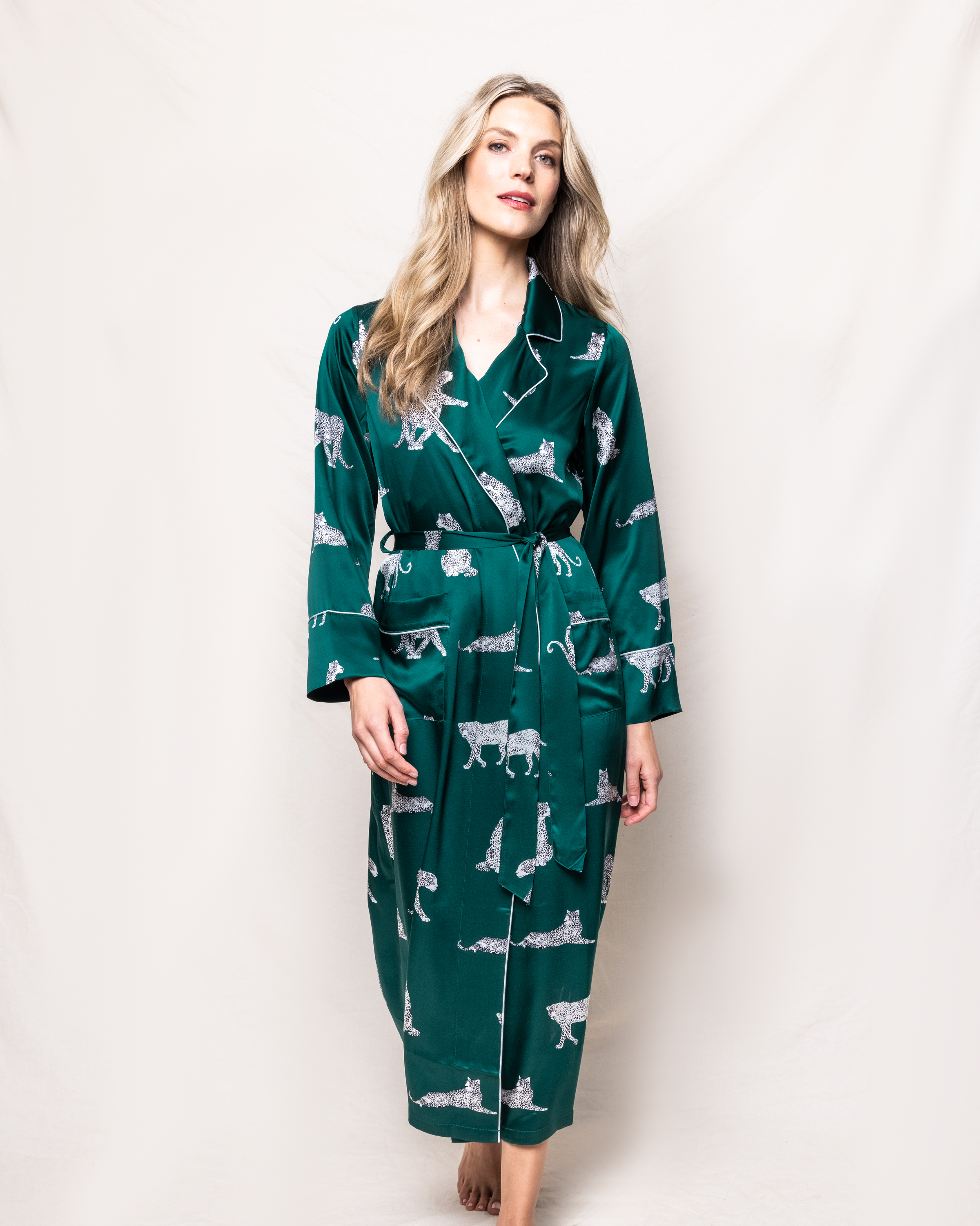 Women’s Silk Long Robe in Panthère de Luxe