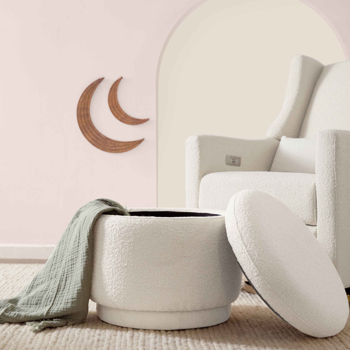 Enoki Storage Ottoman in Boucle in Ivory Boucle